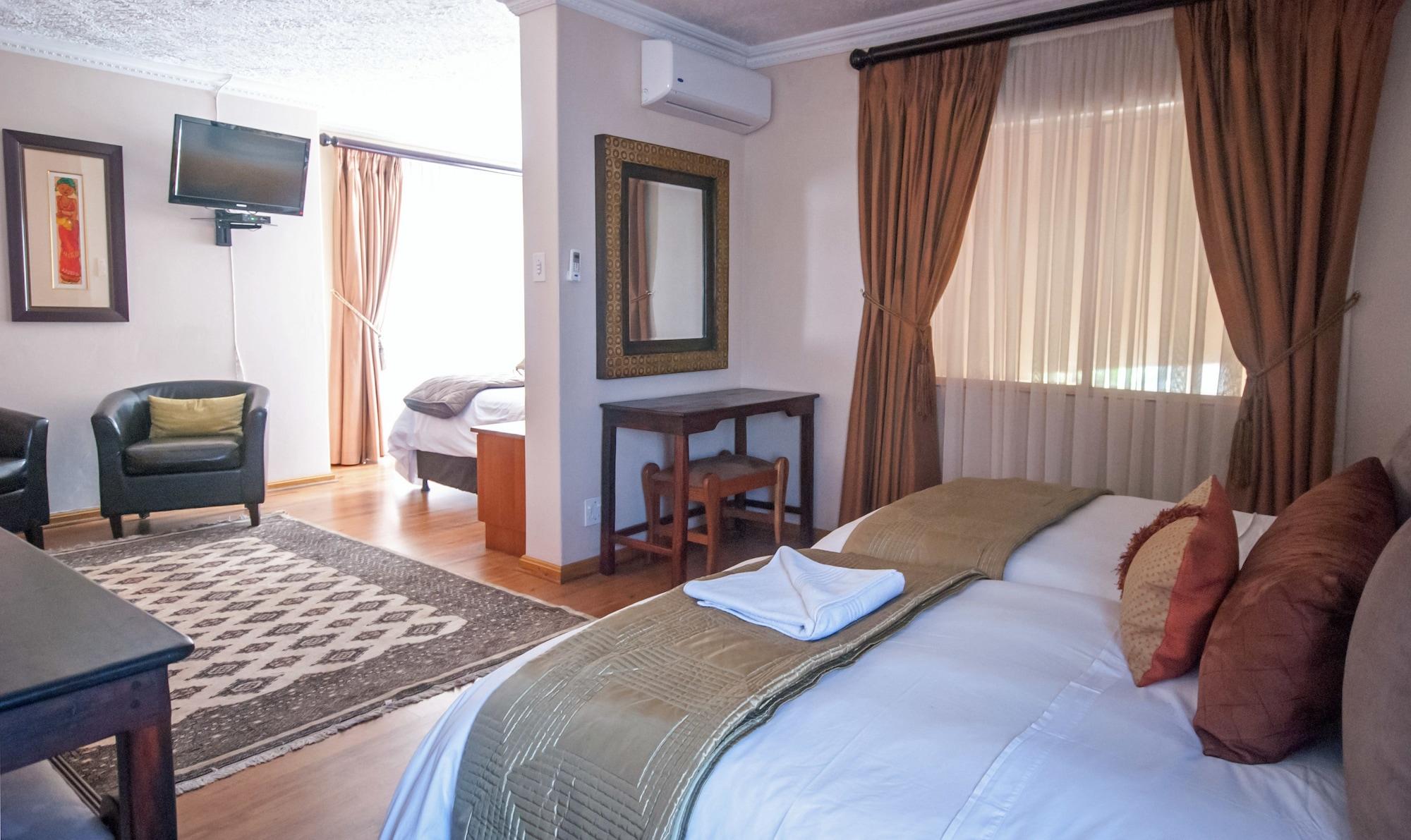Sunward Park Guest House & Conference Center Boksburg Buitenkant foto