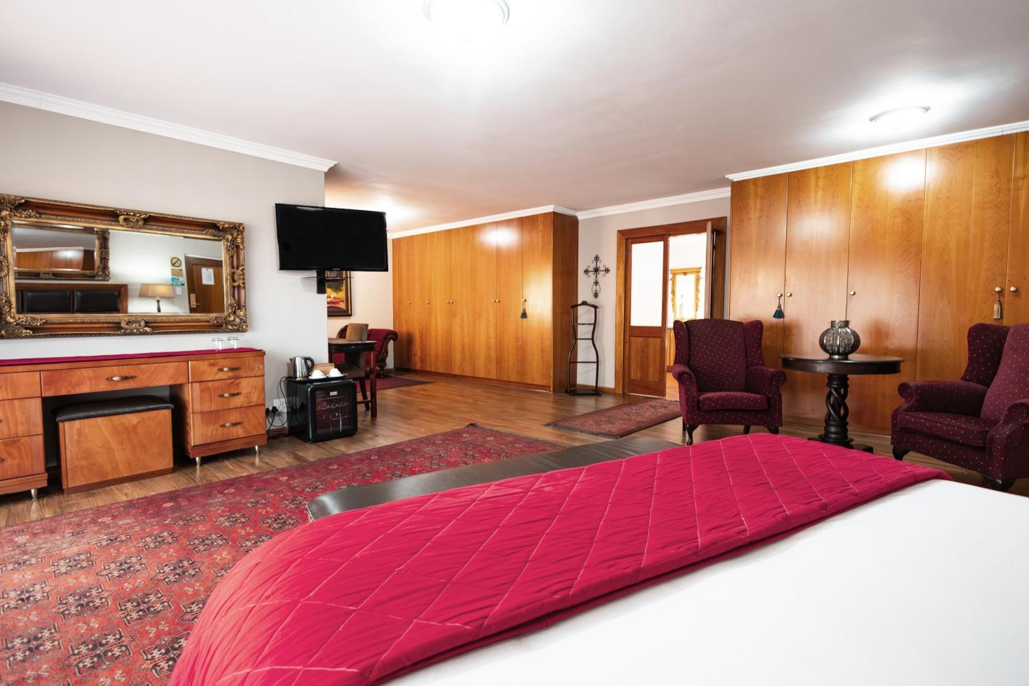 Sunward Park Guest House & Conference Center Boksburg Buitenkant foto